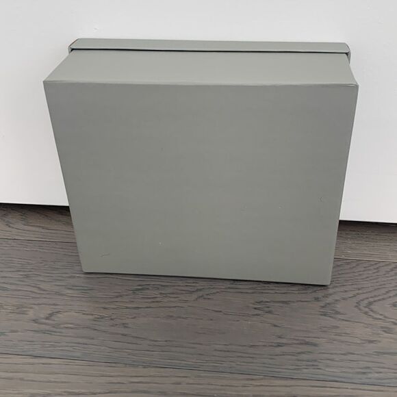 Esor Marie Authentic Shoe Box with Dust Bags, Ribbon & Tissue – 9.5” x 8” x 4” - Picture 6 of 12